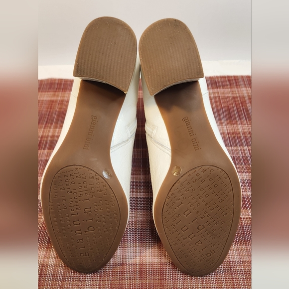 Gianni Bini Jaydennn White Ankle Embossed Leather Heeled Ankle Booties Size 7.5 - Picture 6 of 8